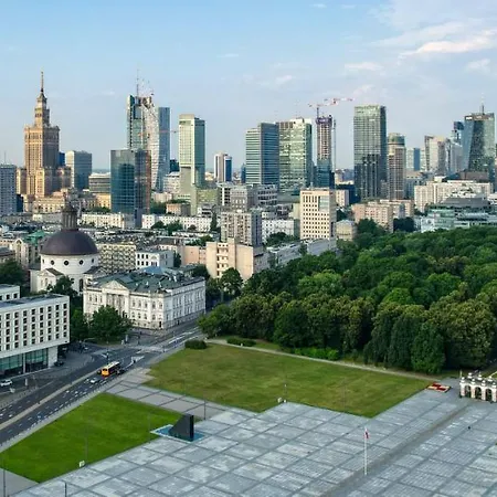 White 2 Metro Wifi 600 Mbs 75'tv Netflix, Disney+ Hbo Lägenhet Warszawa
