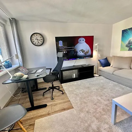 White 2 Metro Wifi 600 Mbs 75'tv Netflix, Disney+ Hbo Appartamento *
